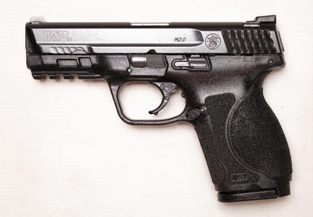 SMITH AND WESSON M&P40 M2.0 40 S&W Police Trade-In Semi-Auto Pistol with Front Accessory Rail